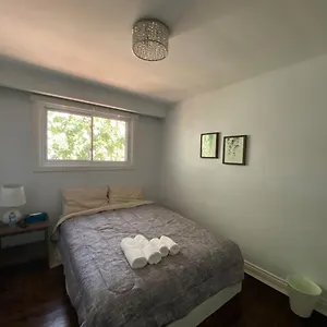 Homestay Yonge And Finch Subway !q Spacious & Quiet Private Bdr With Shared Bathroom, Toronto